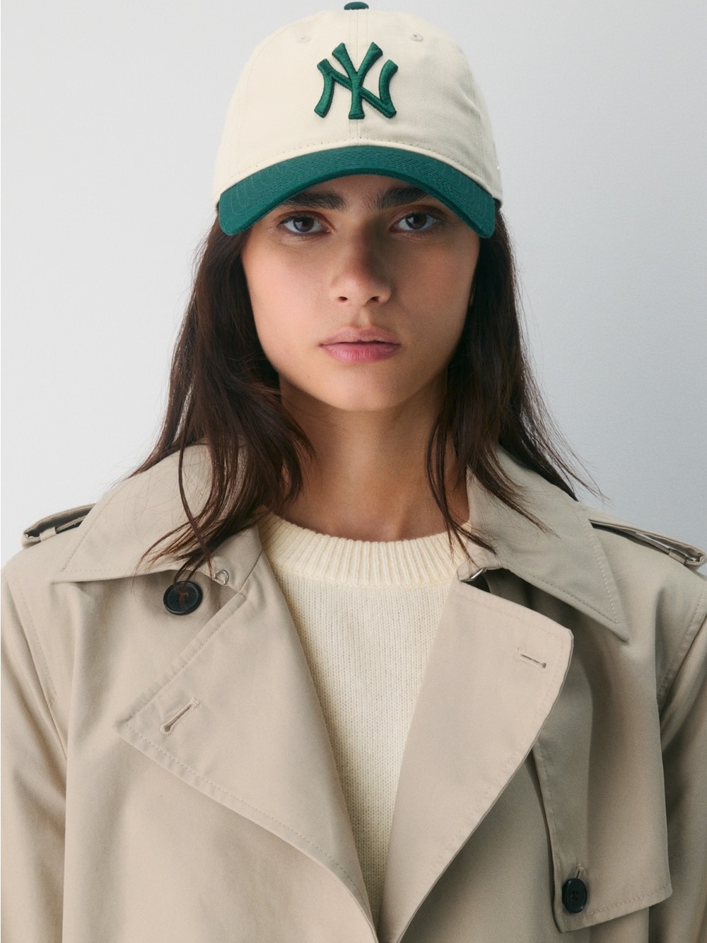 Aritzia NWT Yankees Beige and Dark Green NY Cap - Picture 4 of 4